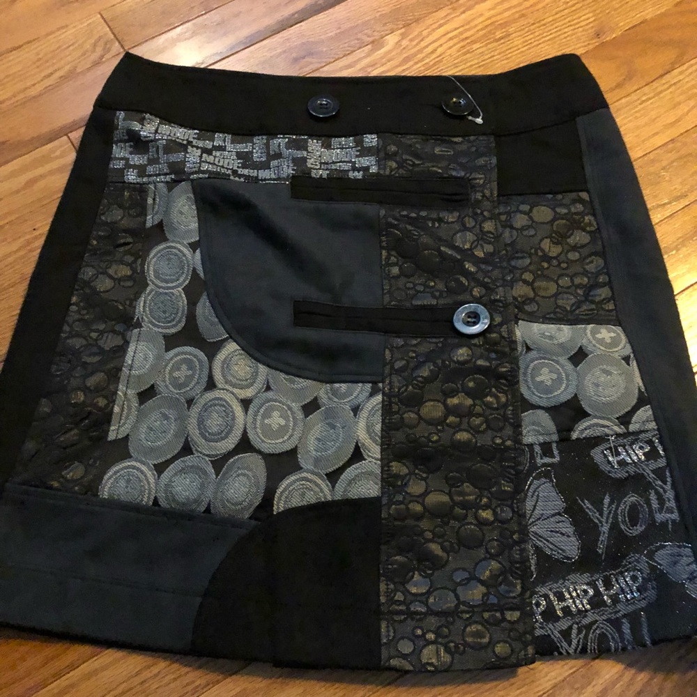 Desigual patch print  skirt